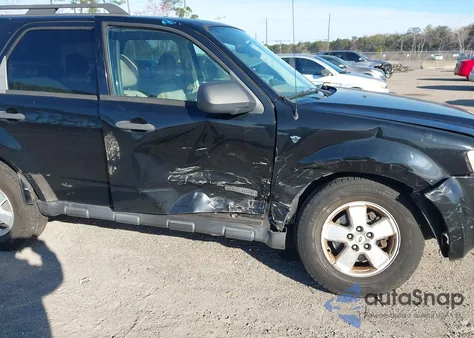 2008 Ford Escape Xlt z USA, uszkodzony, nr VIN 1FMCU93148KB08708